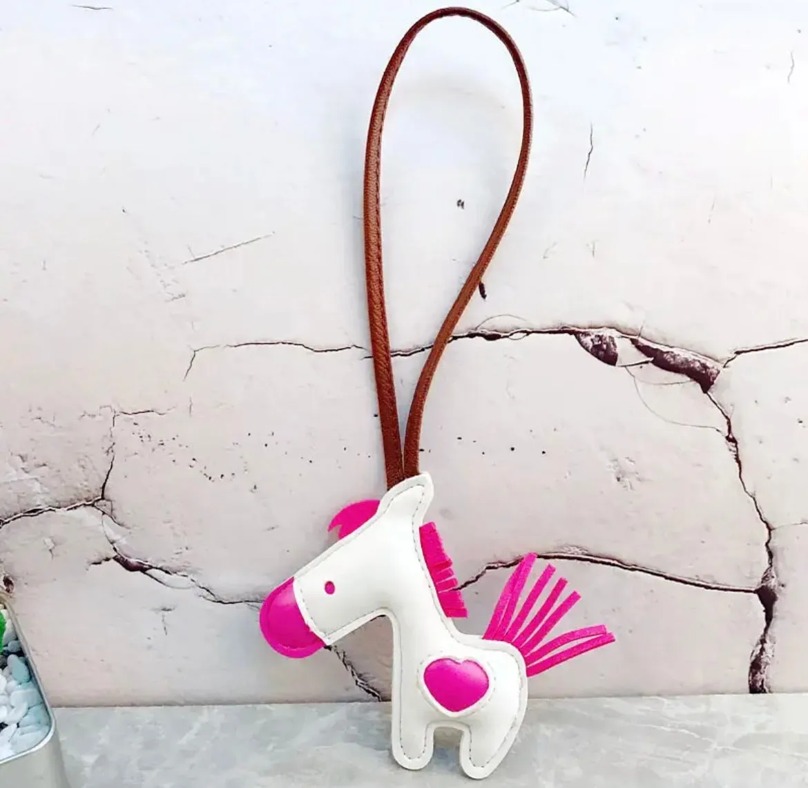 Elegant Women's Leather Keychain & Bag Pendant