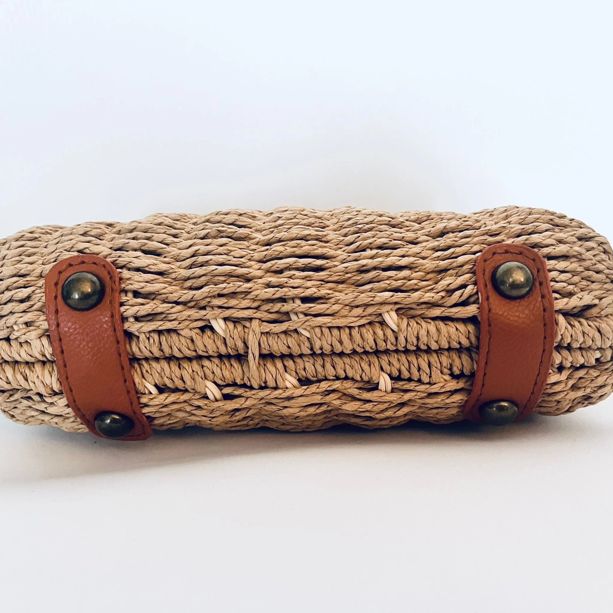 Half Crescent Shoulder Clutch