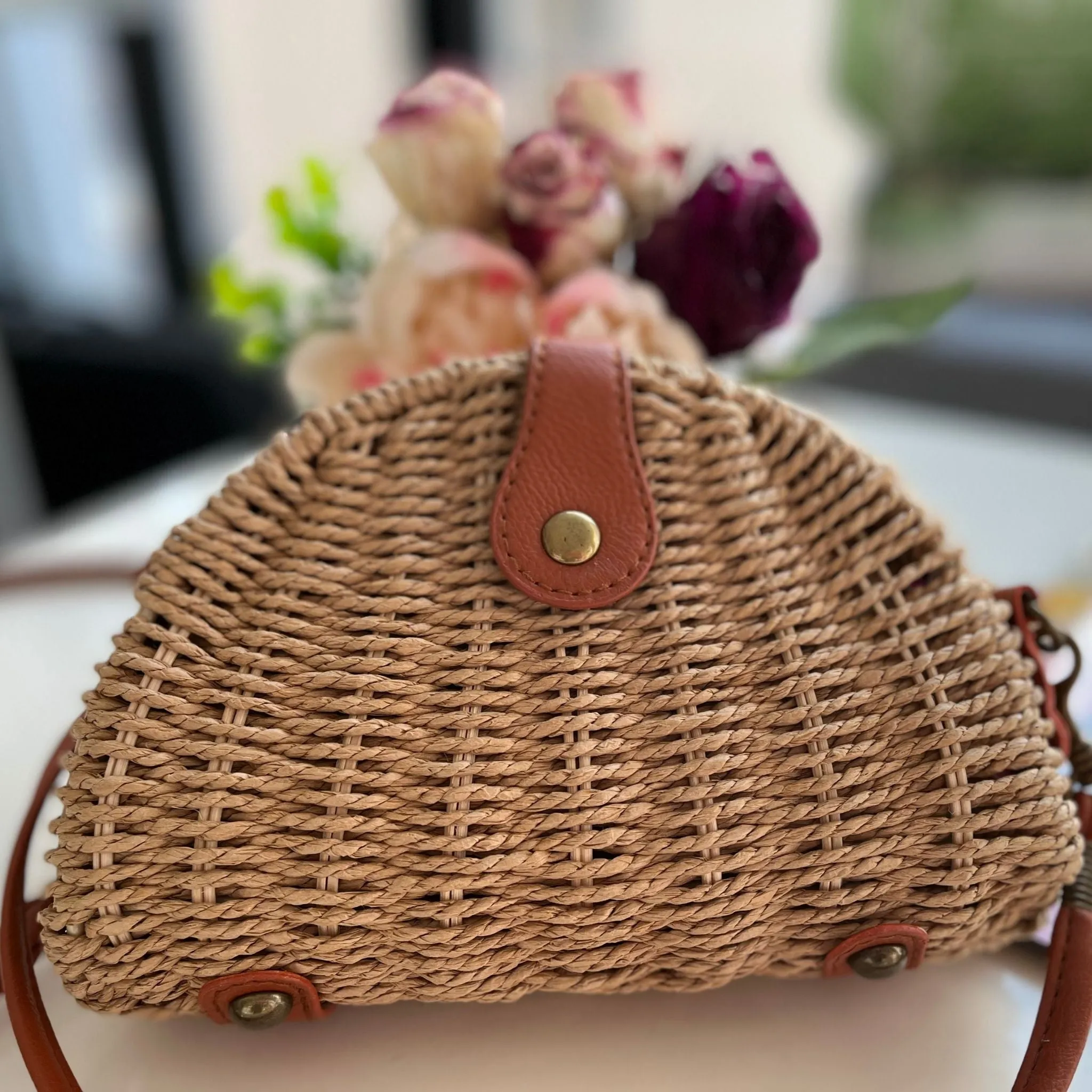 Half Crescent Shoulder Clutch