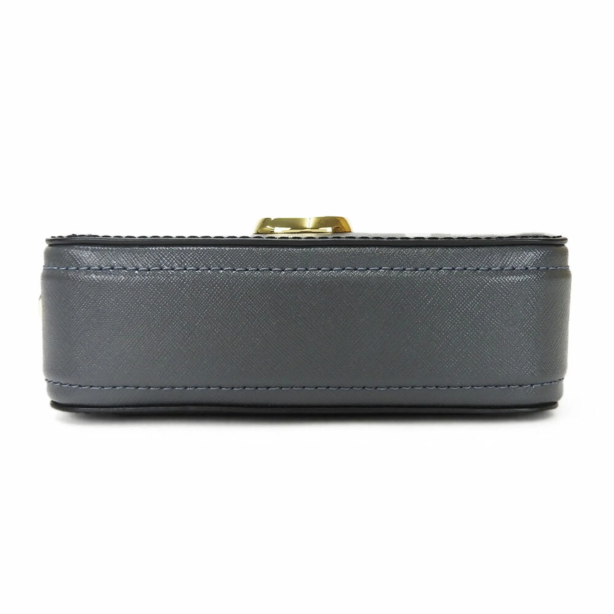 Marc Jacobs Snapshot